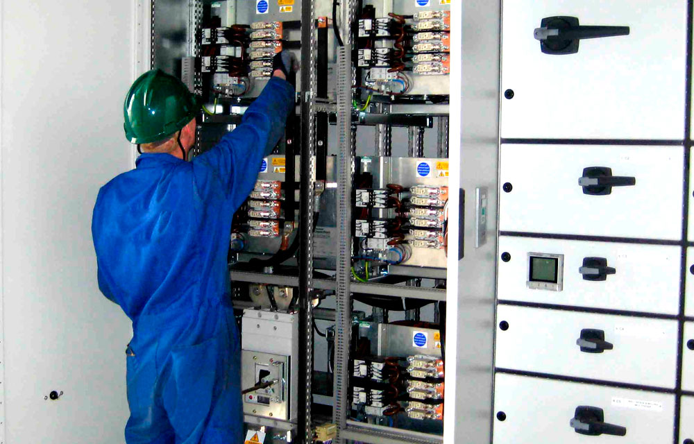 Switchboards Maintenance & Cleaning